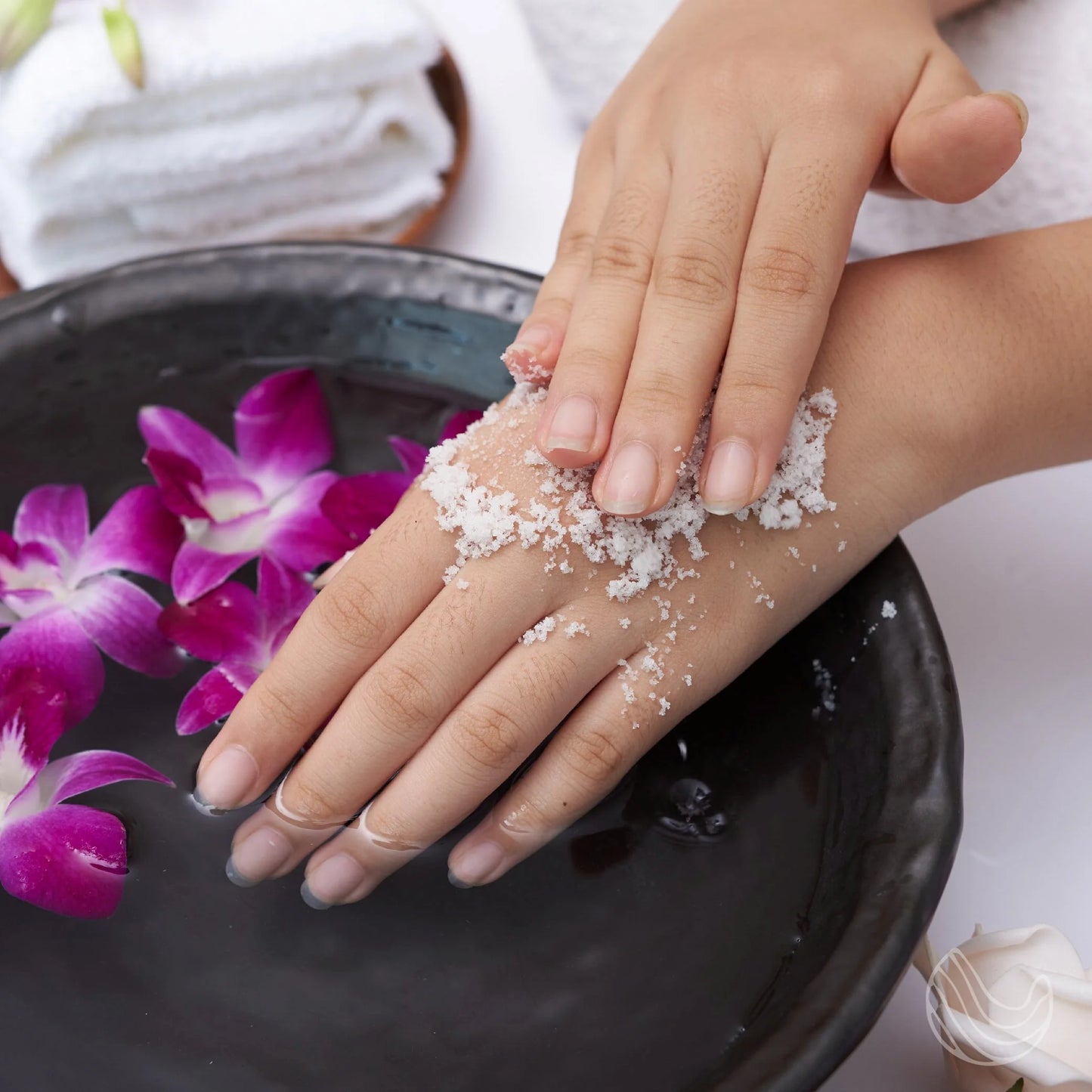 Dead Sea Soothing Bath Salt Soak with 21 Minerals
